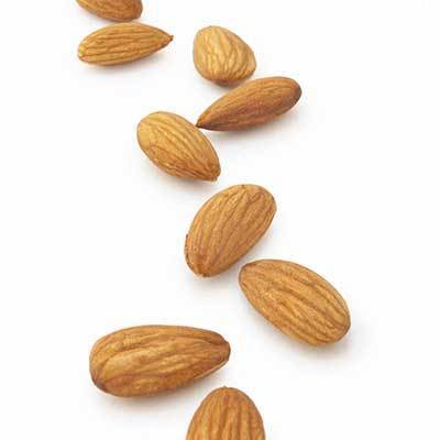 Foods That Boost the Immune System almonds | NOBOWA.com